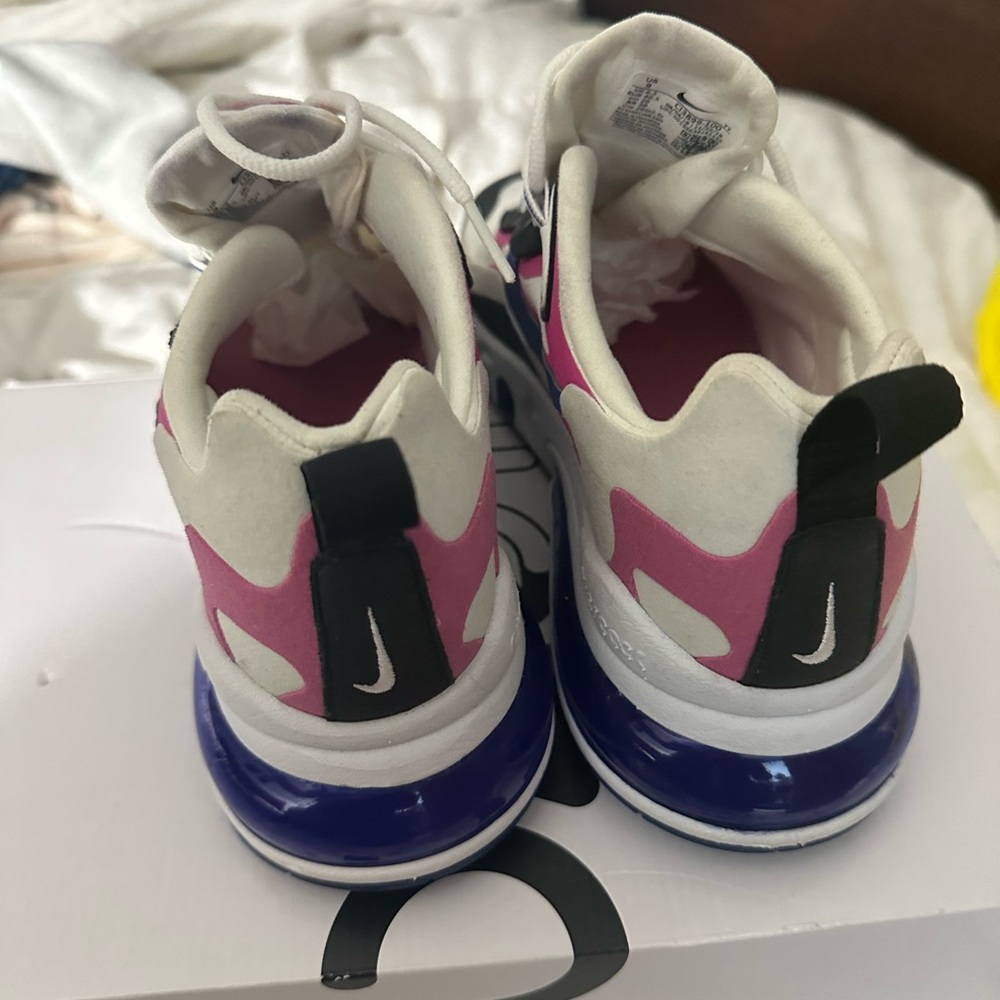 Nike Airmax react 270 size 9 women’s - - Picture 2 of 8
